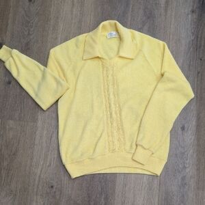 Vintage Women's Large 42/44 Terry Cloth Made In U.S.A Yellow V Neck Sweater
